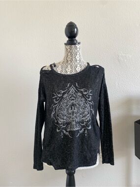 Aeropostale Black Long-Sleeve Graphic Women's Top